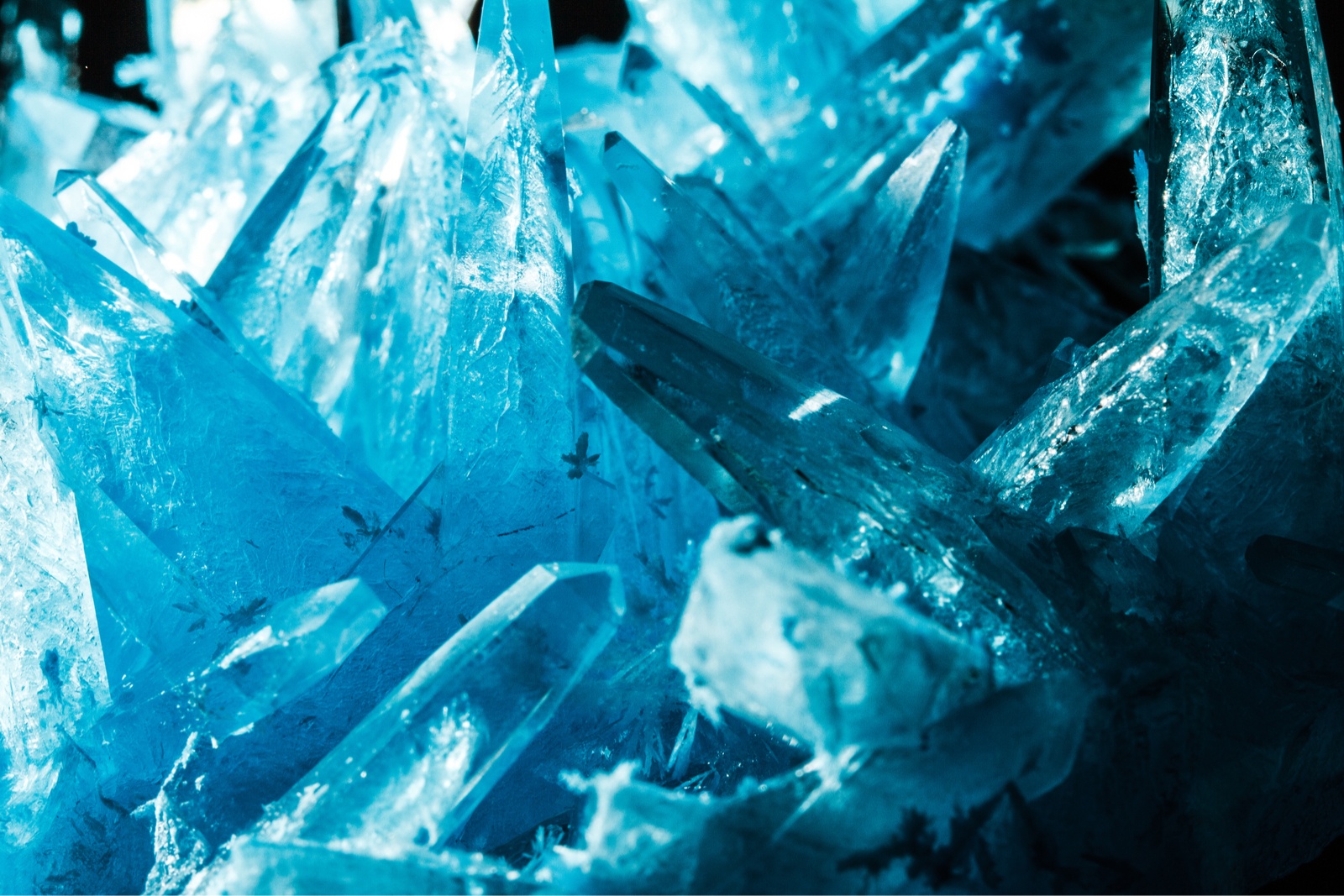 What is a Viscoelastic material?